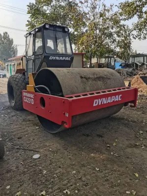 Rolo compactador Dynapac usado para venda